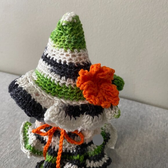 Handmade Crochet Halloween Green Orange Witch Outfit for 17cm Doll 2-Piece Set - Picture 5 of 7